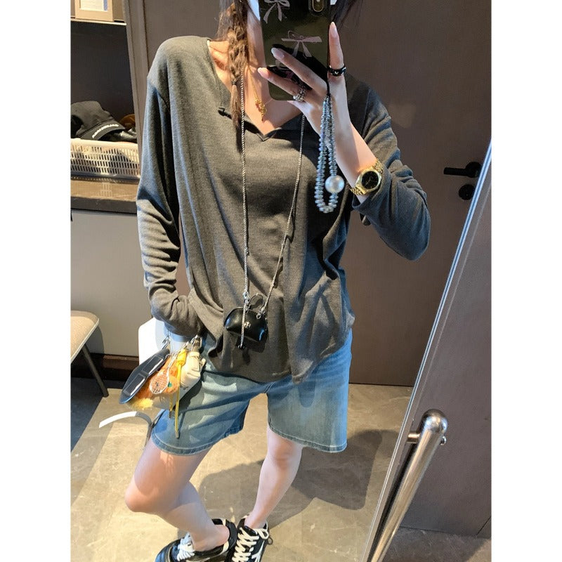どの色も、かわいい。Vネック長袖Tシャツ