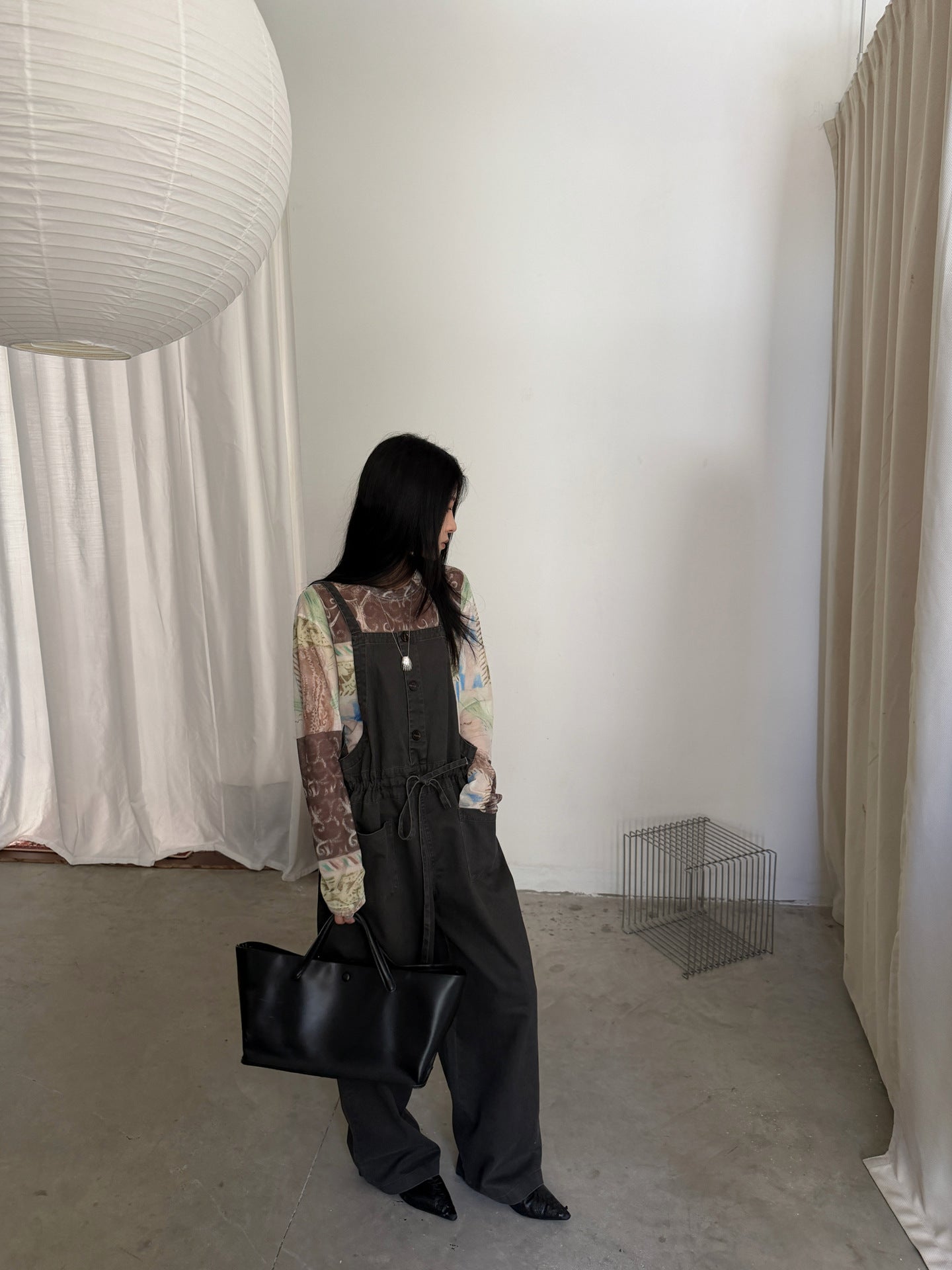 牛仔背带裤