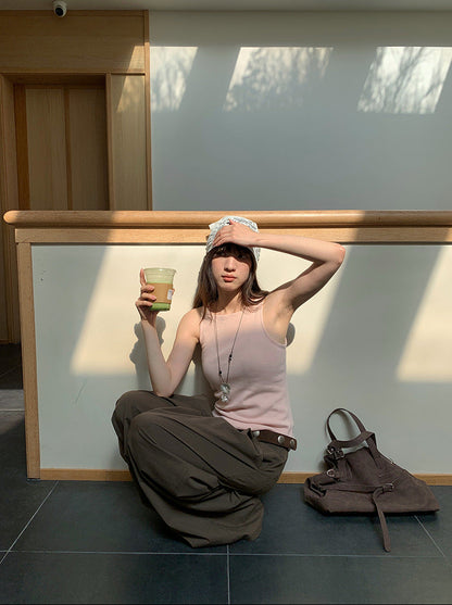 ゆるっと、きまる。プリーツワイドパンツ