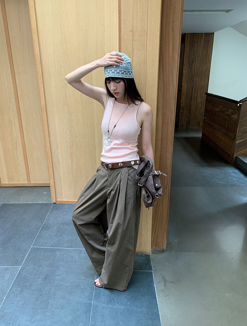 ゆるっと、きまる。プリーツワイドパンツ