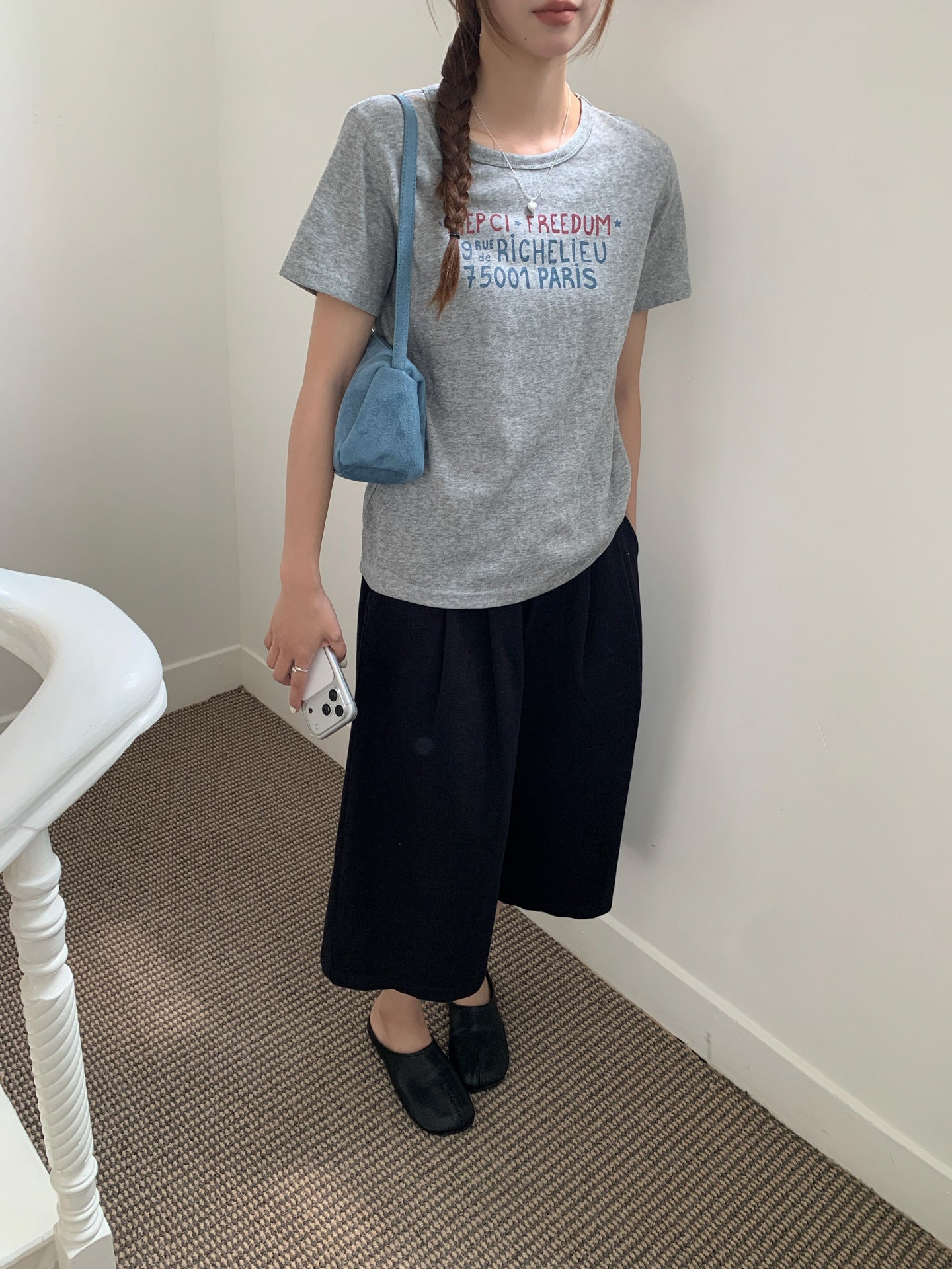 ヴィンテージレタープリントTシャツ｜竹節コットン・ルーズフィット