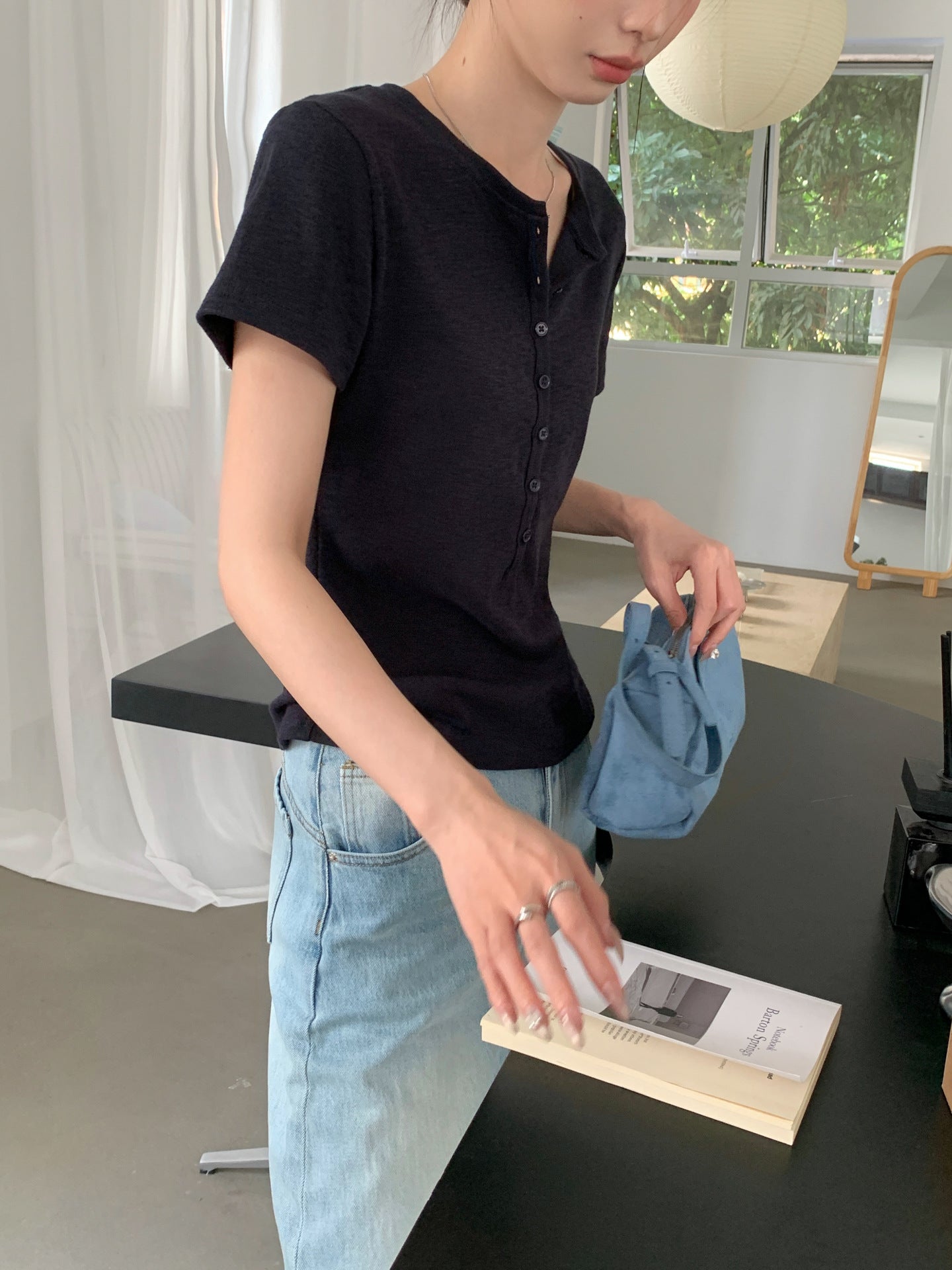 ヘンリーネックTシャツ｜正肩・スリム・軽量コットン