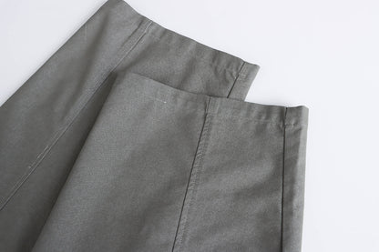 はくだけで、腦が長くなる。センタープレスワイドパンツ