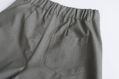 はくだけで、腦が長くなる。センタープレスワイドパンツ