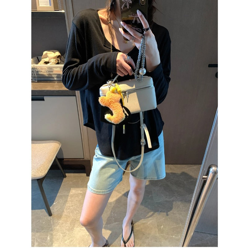 どの色も、かわいい。Vネック長袖Tシャツ