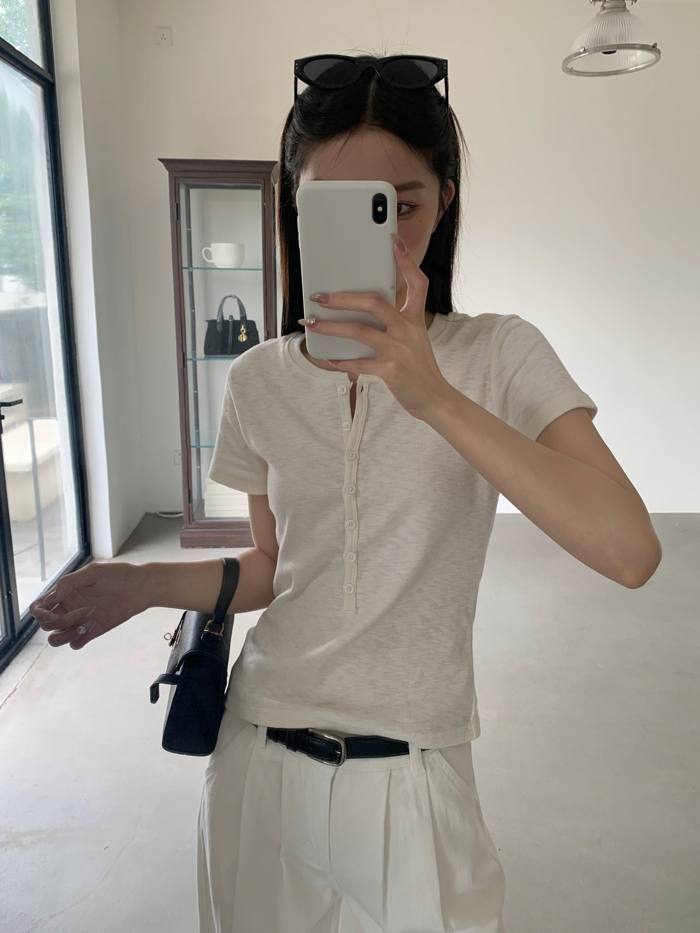 ヘンリーネックTシャツ｜正肩・スリム・軽量コットン