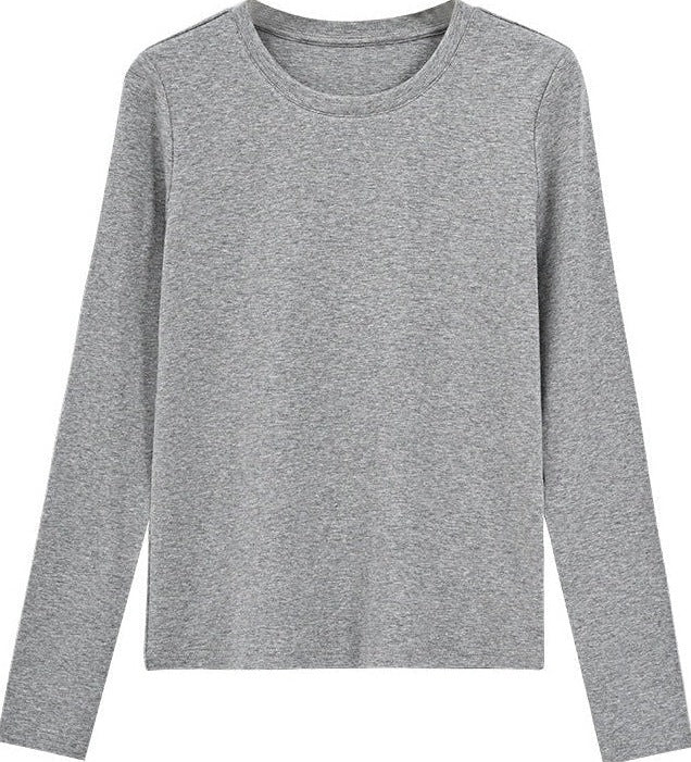すっきり細見え。正肩スラブコットンの長袖Tシャツ。