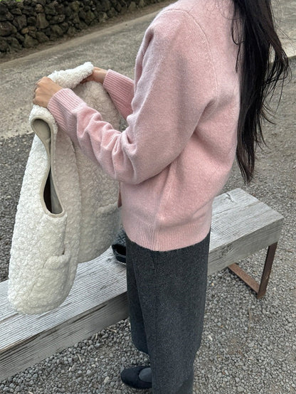 ふんわり包む、ウール×アルパカカーディガン。
